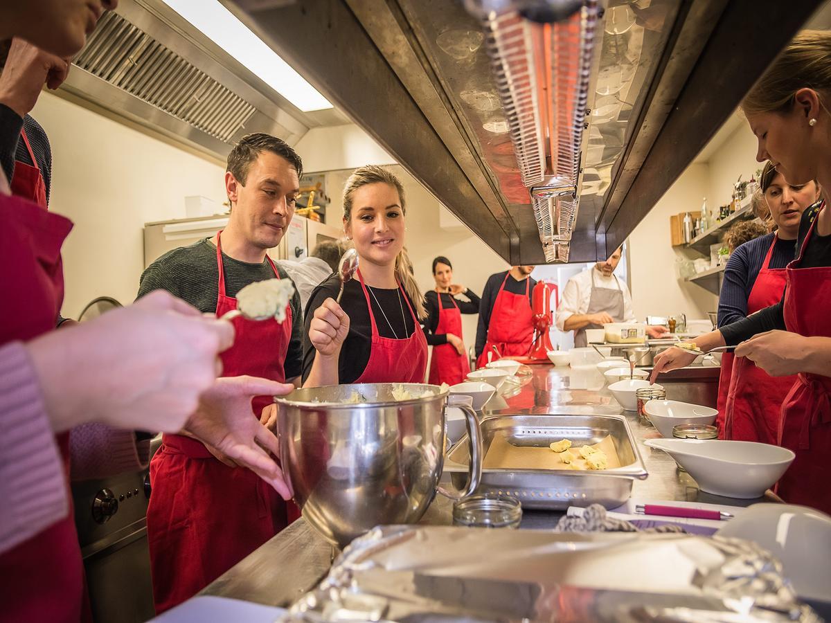 Hotel Restaurant Kochschule Roessle เอลซาค ภายนอก รูปภาพ
