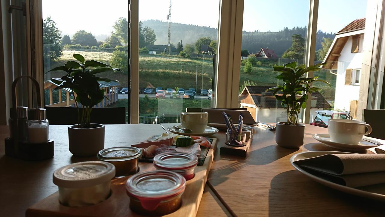 Hotel Restaurant Kochschule Roessle เอลซาค ภายนอก รูปภาพ