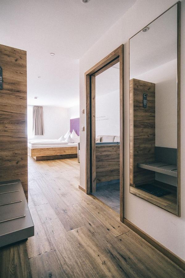 Hotel Restaurant Kochschule Roessle เอลซาค ภายนอก รูปภาพ